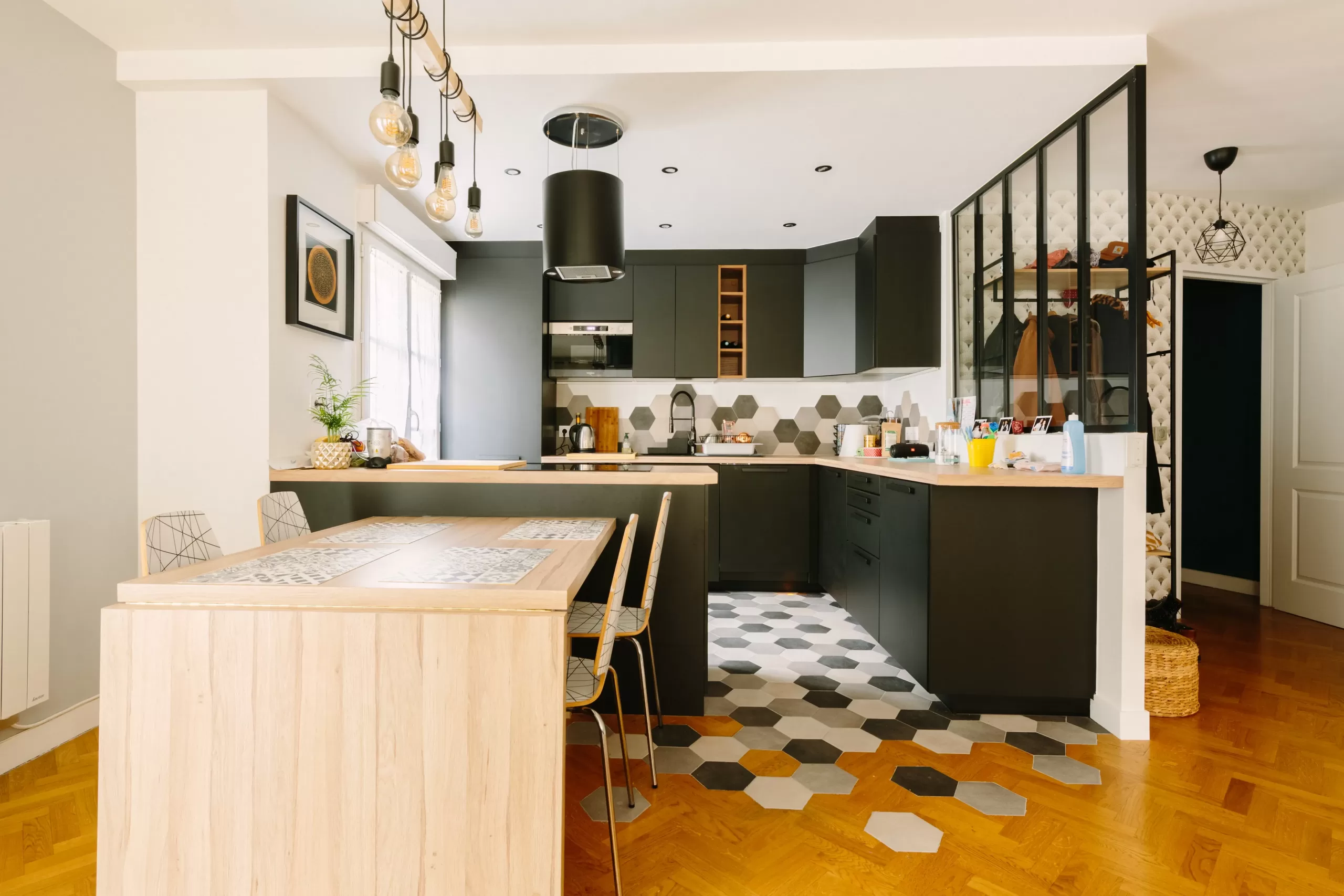 confiez la rénovation de votre appartement à des experts pour un intérieur moderne, fonctionnel et adapté à vos besoins. conseils personnalisés, devis gratuit, résultats de qualité.