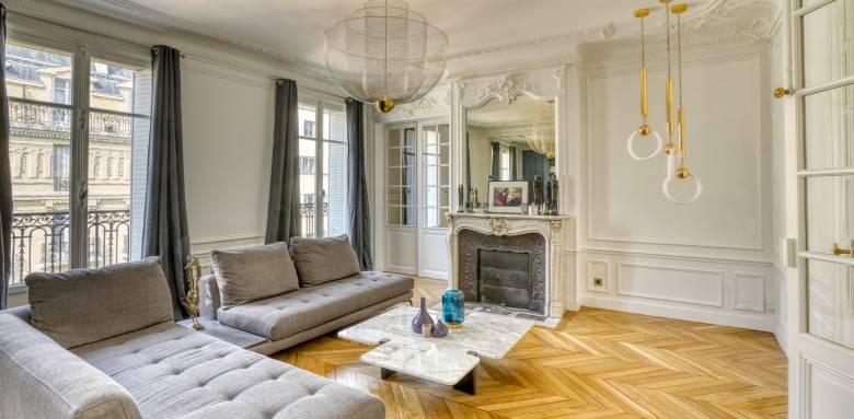 d&eacute;couvrez nos conseils et solutions pour la r&eacute;novation de votre appartement : id&eacute;es d&rsquo;am&eacute;nagement, optimisation de l&rsquo;espace, budget et professionnels pour un int&eacute;rieur moderne et personnalis&eacute;.
