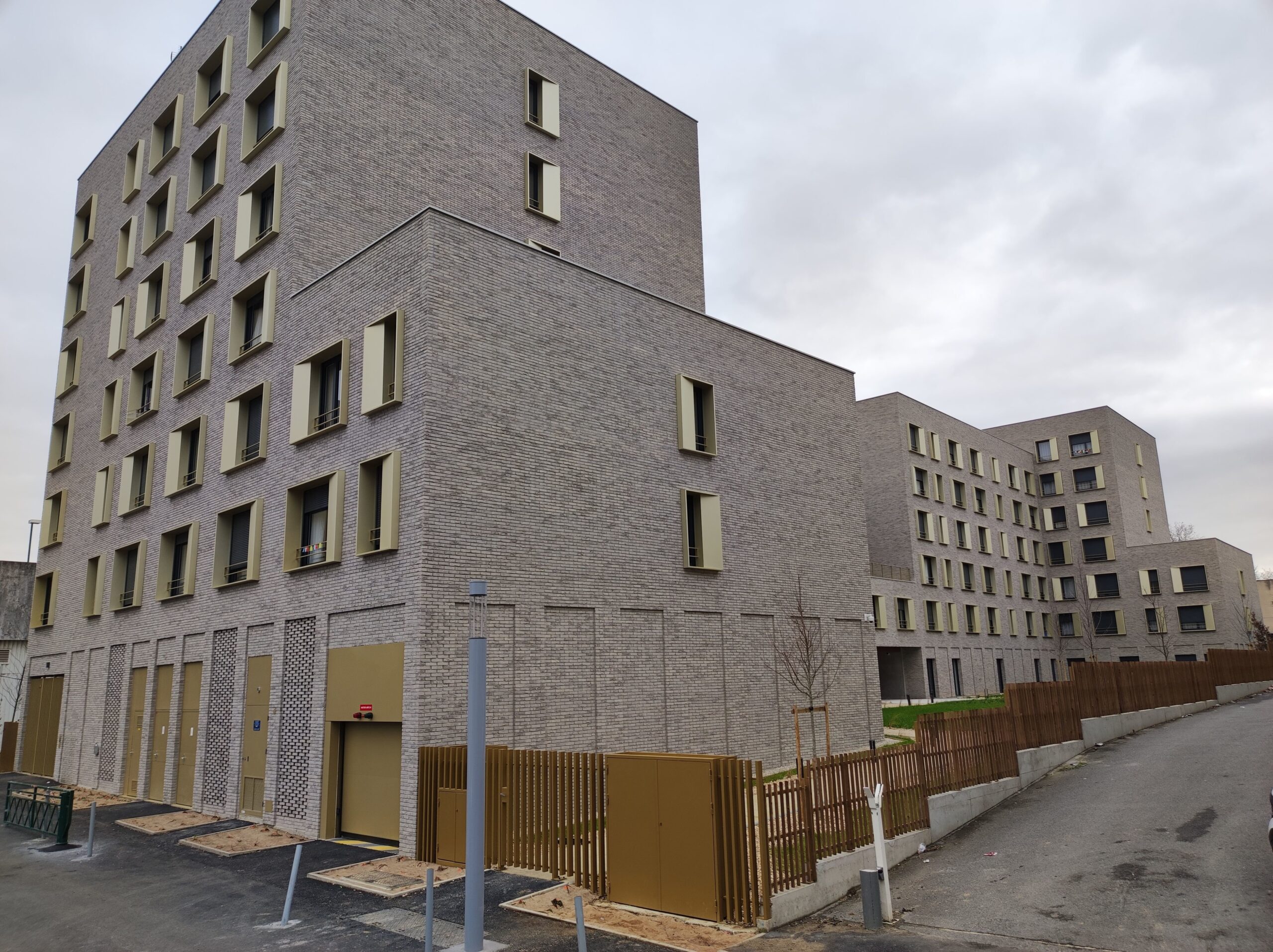 besoin de rénover votre maison à boissy-saint-léger ? découvrez nos solutions sur mesure pour moderniser, restaurer ou agrandir votre habitation. devis gratuit et équipe d’experts à votre écoute.