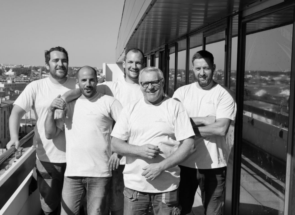 faites confiance &agrave; nos experts en r&eacute;novation pour transformer votre maison ou appartement. conseils personnalis&eacute;s, travaux de qualit&eacute; et accompagnement de a &agrave; z pour tous vos projets de r&eacute;novation.