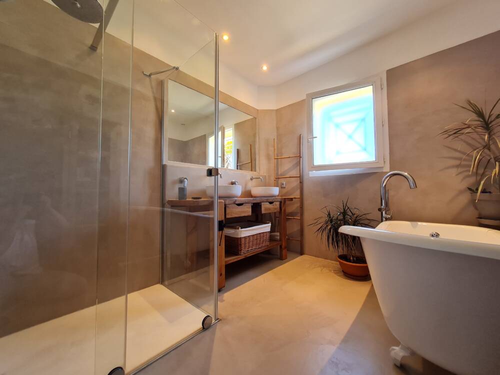 confiez la r&eacute;novation de votre salle de bain &agrave; boissy &agrave; des professionnels. d&eacute;couvrez nos solutions sur mesure pour moderniser et optimiser votre espace avec style et efficacit&eacute;.
