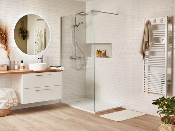 découvrez une salle de bain innovante à boissy-saint-léger : design moderne, matériaux de qualité et solutions sur mesure pour un espace unique, fonctionnel et élégant. contactez-nous pour transformer votre salle de bain dès maintenant !