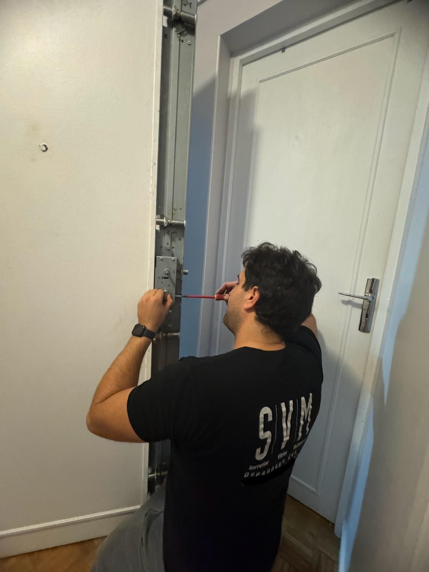 besoin d'un serrurier en urgence à boissy ? intervention rapide 24h/24 et 7j/7 pour ouverture de porte, changement de serrure ou dépannage. devis gratuit, artisan fiable et professionnel.